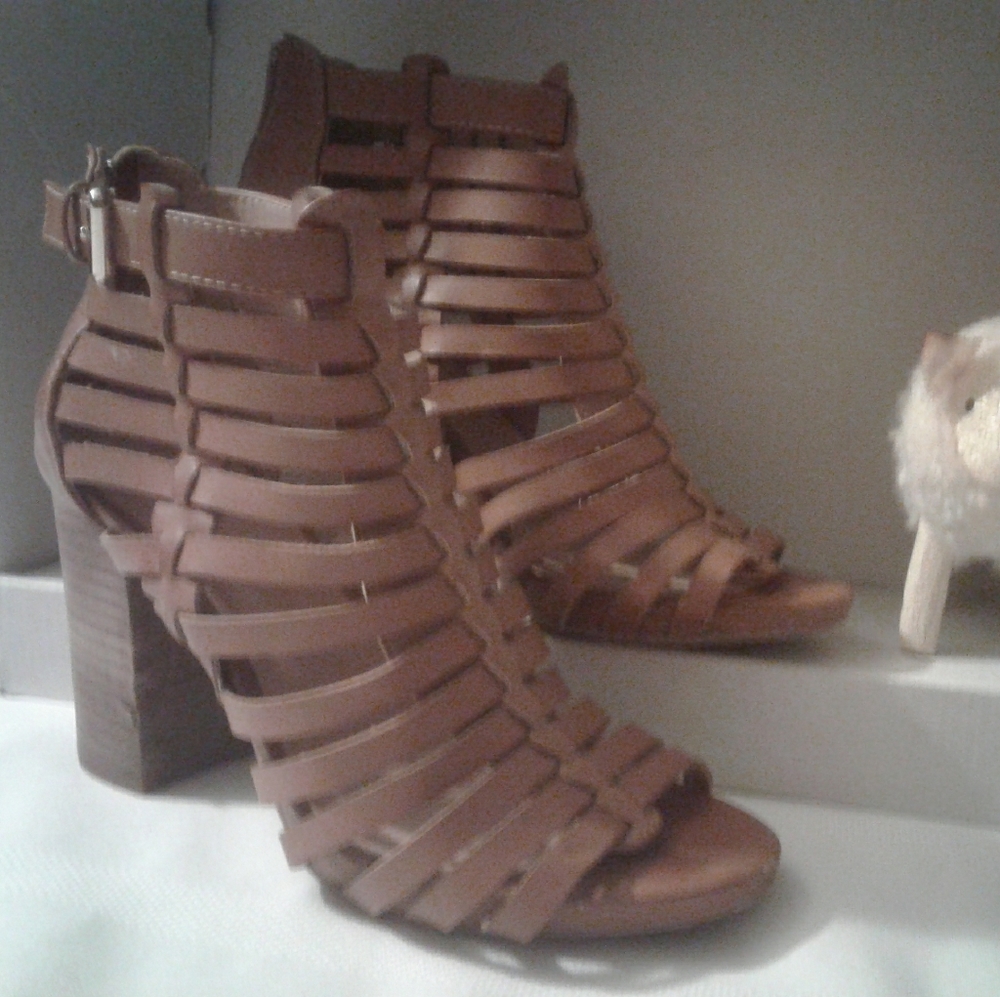 Madden Girl Flashback Sandals
